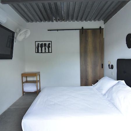 Yuluka Hostel Apulo Exteriör bild