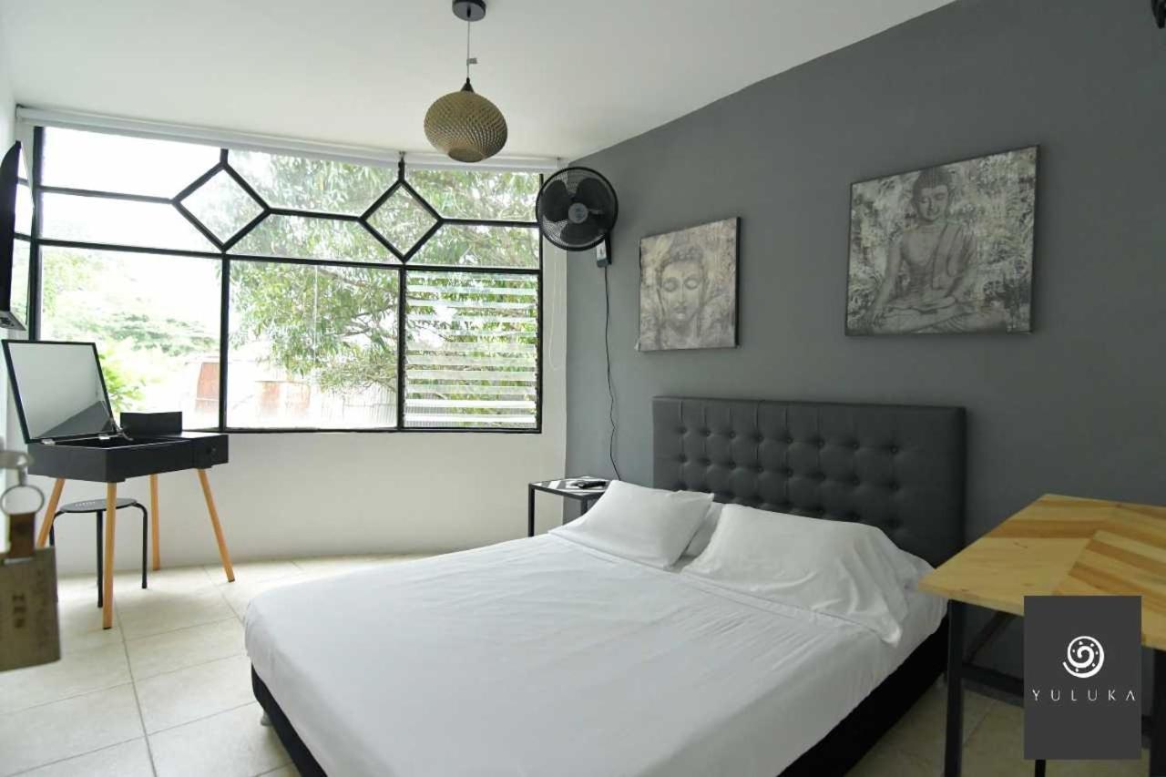 Yuluka Hostel Apulo Exteriör bild
